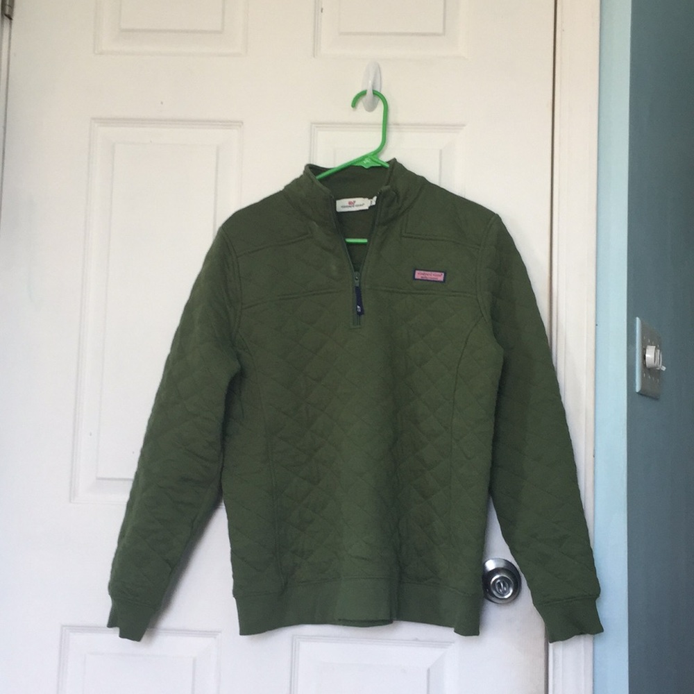 Olive green Vineyard Vines pleated Shep shirt
